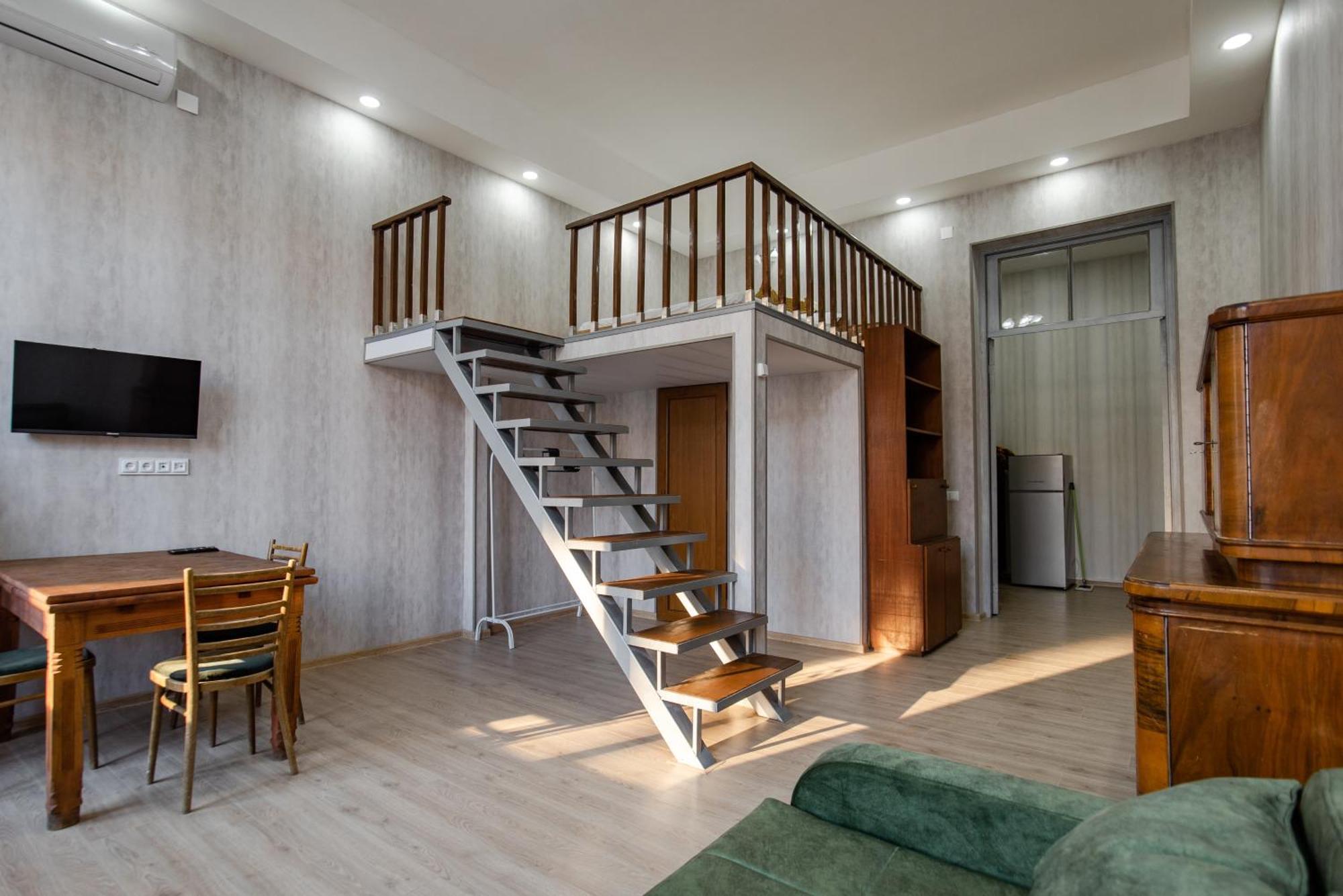 Mardzhanov Apartments, Block 108 Tbilisi Rom bilde